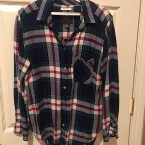 green/burgundy american eagle flannel